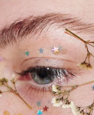 マツエク・マツパ 梅田ハイトーン チダ ヒナノのヘアスタイル