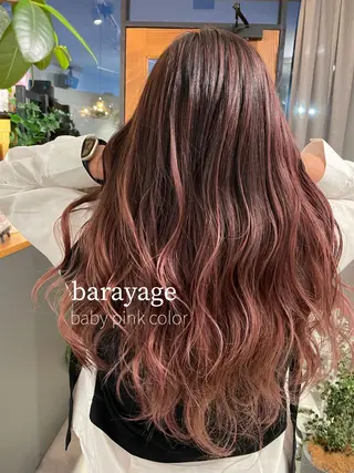 ロング 岸川 恭子のヘアスタイル