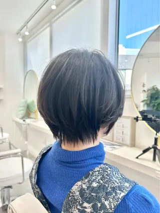 ショート カラー パーマ ⭐️小顔ショート⭐️ 大鷲拓海のヘアスタイル