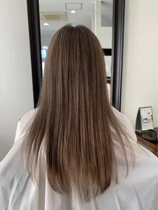 ロング カラー 阿久津 泰幸のヘアスタイル