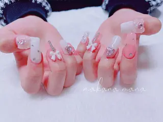 ネイル Makana Mana所属・Makana Manaのネイルデザイン