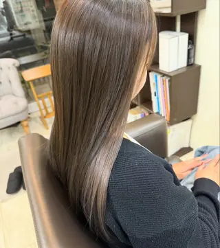 ロング Hair&nail Seesaw所属・田端　　透明感カラー 🐶内山晴貴のヘアスタイル