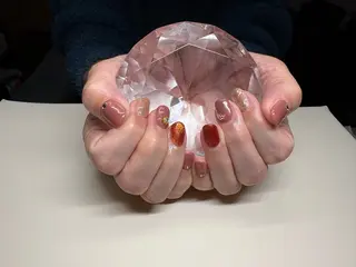 ネイル Rainbow Moonのネイルデザイン