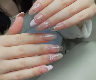 ネイル LUXE NAIL SALONのネイルデザイン