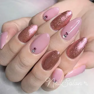 ネイル Nailsalon r.のネイルデザイン