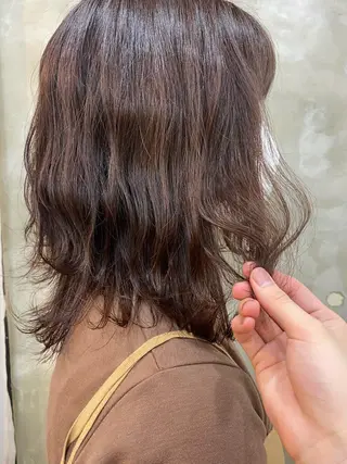 ミディアム カラー ヘアアレンジ 志賀 あずみのヘアスタイル
