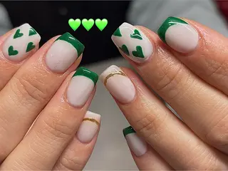 ネイル 🫧ユキ🫧 持込OK/平日夜&土のネイルデザイン