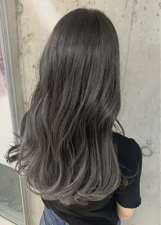 ロング hoNua. 栄/透明感カラーのヘアスタイル