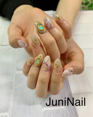 ネイル JuniNail 주니네일🇰🇷suのネイルデザイン