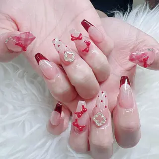 ネイル ゴテゴテ ネイルのネイルデザイン