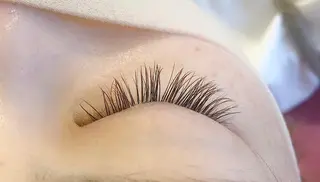 マツエク・マツパ nuna池袋 mokaのマツエク・マツパデザイン