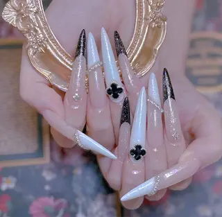 ネイル ゴテゴテ ネイルのネイルデザイン