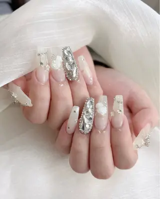 ネイル Tini ANA.CHUOのネイルデザイン