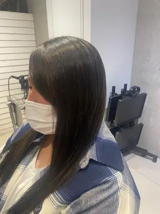 ロング カラー テシロギ セイナのヘアスタイル