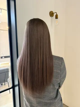 ロング カラー 金田 彩花のヘアスタイル