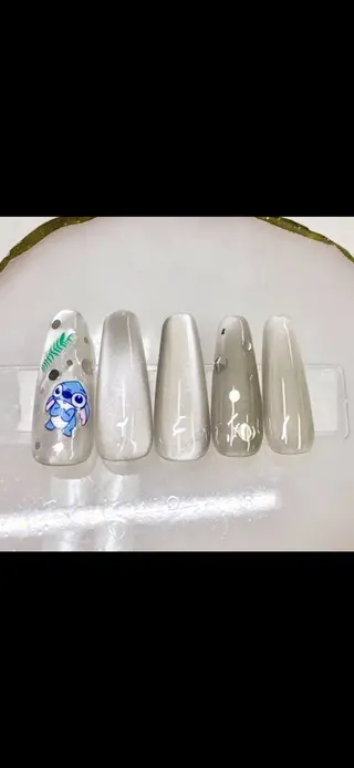 ネイル クイーンズネイル銀座所属・Queeens nailのネイルデザイン