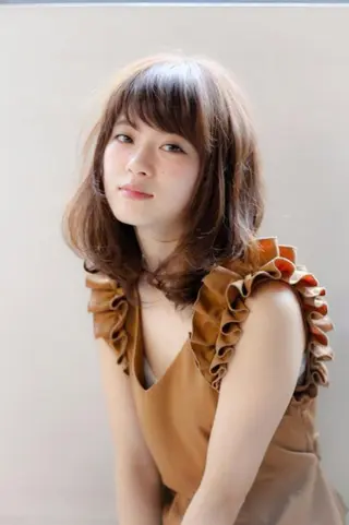 ミディアム 鎌倉 彩のヘアスタイル