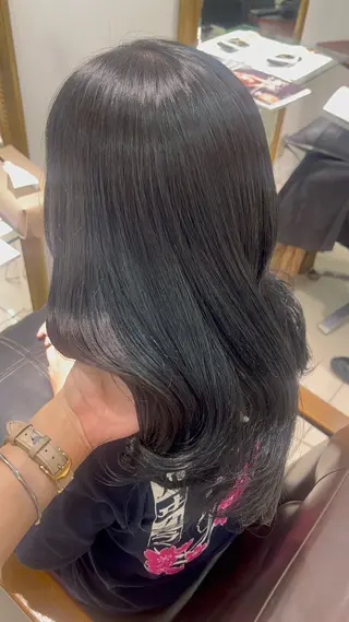 ロング カラー ハイトーンカラー 🤍🫧 長井 律のヘアスタイル