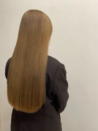 ロング カラー 柴田泰秀sotti. 髪質改善/ブリーチのヘアスタイル