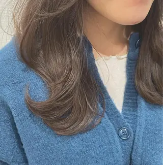 ミディアム RorriM natsuのヘアスタイル