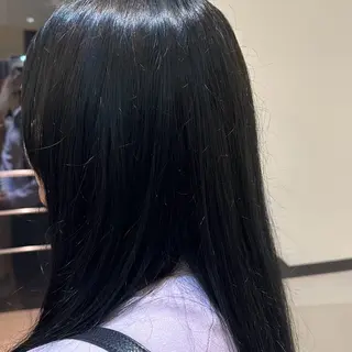 カラー 西澤 希のヘアスタイル