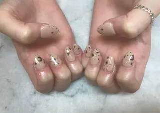 ネイル ネイルリボン 受付スタッフのネイルデザイン