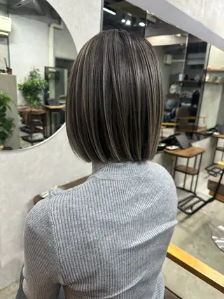 ショート AiM エイム　韓国レイヤーのヘアスタイル