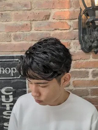 ショート パーマ HIRO GINZA 神田店　ヒロ銀座所属・浅沼 響のヘアスタイル