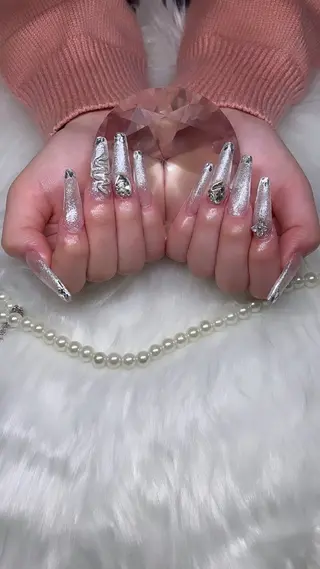 ネイル Kobayashi Komugiのネイルデザイン