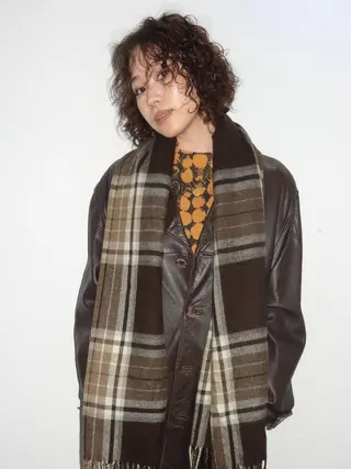 ミディアム 吉岡 さゆりのヘアスタイル