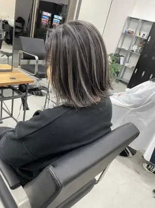 カラー キッズ アイブロウ メンズ マツエク・マツパ ヘアアレンジ ネイル ロング ケアカラーデザイナー 心斎橋/加山のヘアスタイル