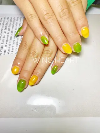 ネイル O. AKINAのネイルデザイン