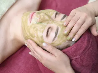 ハーブピーリングMB eautySalonのエステ・リラクイメージ