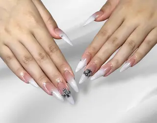 ネイル Reve府中町ネイル &カラー診断のネイルデザイン