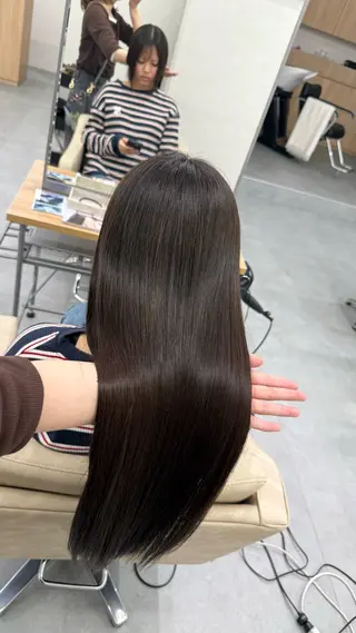 ロング el.hair maison所属・浅見 茉美のヘアスタイル