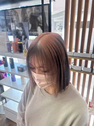 ミディアム rise/レイヤー／ ダブルカラーのヘアスタイル