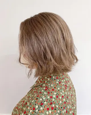 ミディアム カラー Kva所属・ウルフ/ハイトーン /髪質改善/AIRIのヘアスタイル