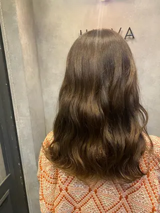 セミロング Aimee Shieのヘアスタイル