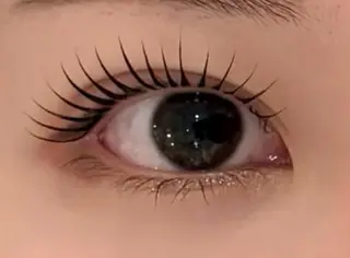 マツエク・マツパ ALICE元町店所属・村井 唯那のマツエク・マツパデザイン