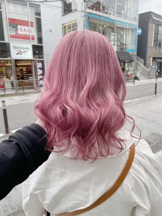 ミディアム カラー ヘアアレンジ Bob＆ハイトーン 専門家CHIHIROのヘアスタイル