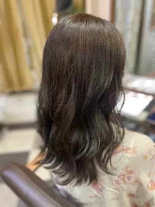 セミロング カラー カバーヘアブリス上尾店所属・飯田 萌友のヘアスタイル