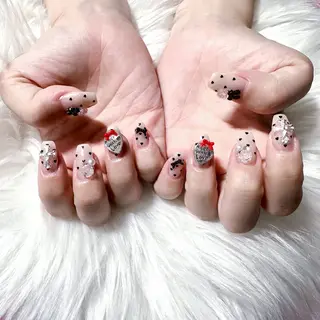 ネイル Ｌｉｎｏ’ｂ所属・Aulu'b るなのネイルデザイン