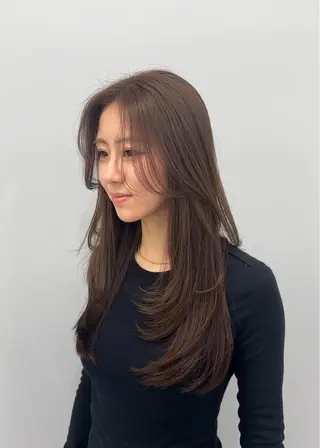 ロング カラー ハイトーンレイヤー 顔まわりSOTAのヘアスタイル