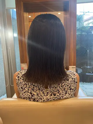 ミディアム 本多 美羽のヘアスタイル