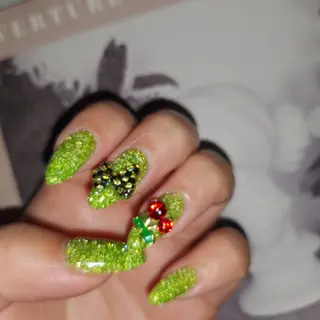 ネイル 💜bora .のネイルデザイン