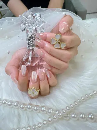 ネイル クイーンズネイル銀座所属・Queeens nailのネイルデザイン