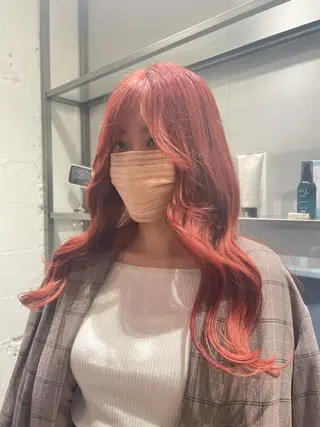 ロング カラー 艶ハイトーン👑♡ NATSUKIのヘアスタイル