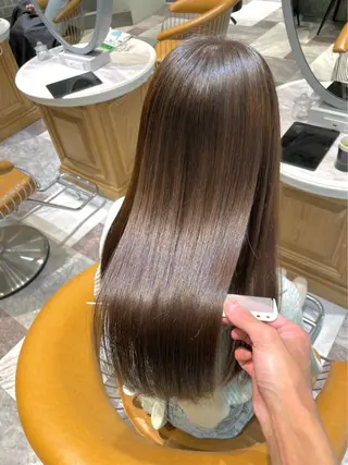 ロング 🌷透明感カラー🌷 内田零菜のヘアスタイル