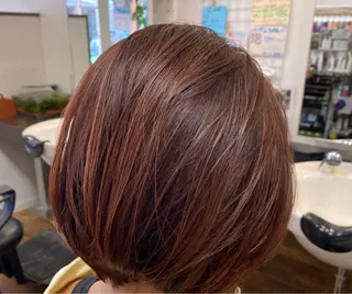 ショート カラー clomus梅田茶屋町店所属・髪質改善特化美容師 酸性ストレート近藤俊のヘアスタイル