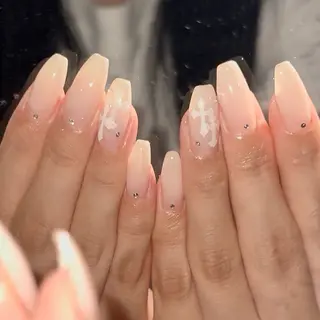 ネイル Sarina ⋆⭒˚ mavieのネイルデザイン